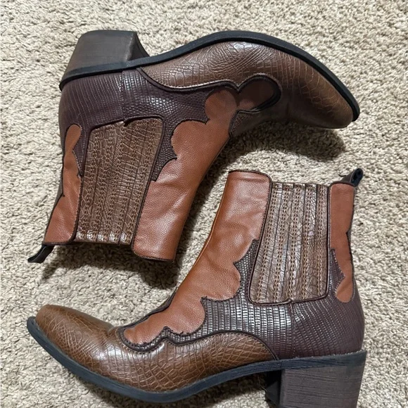 Free People Vegan Cavalier Western Boot 
Size 7.5 
Color Brown - Picture 7 of 9